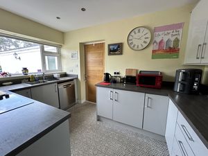 Photo 9- click for photo gallery
